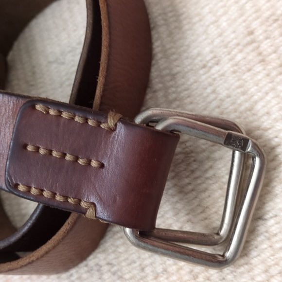 Beautiful Broken In Timberland Leather Belt - Picture 3 of 7